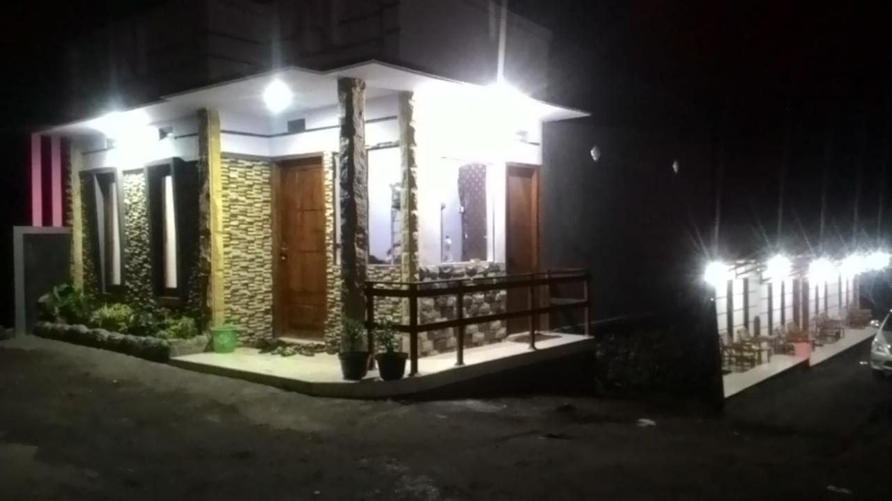 Mentigen Homestay Ngadisari Buitenkant foto